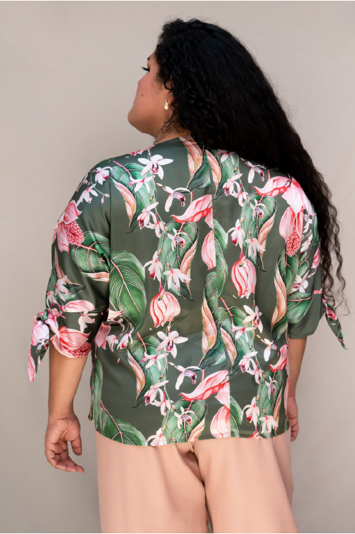 Blusa manga 3/4 con amarres