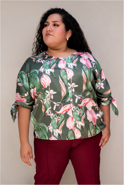 Blusa manga 3/4 con amarres