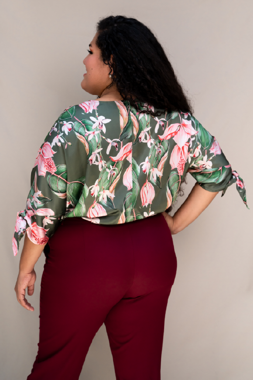 Blusa manga 3/4 con amarres