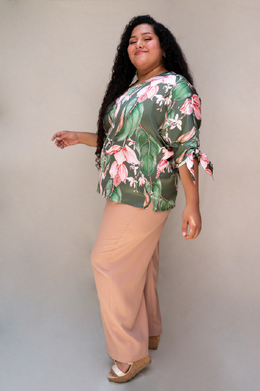 Blusa manga 3/4 con amarres