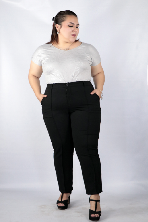 Pantalón entubado al tobillo